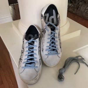 P448 John Snake Print Sneaker